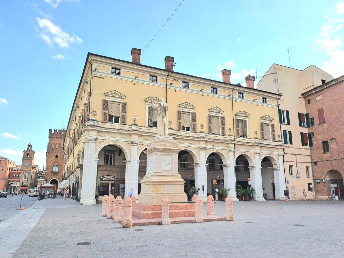 Apartment Sophie 45 Ferrara Bagian luar foto