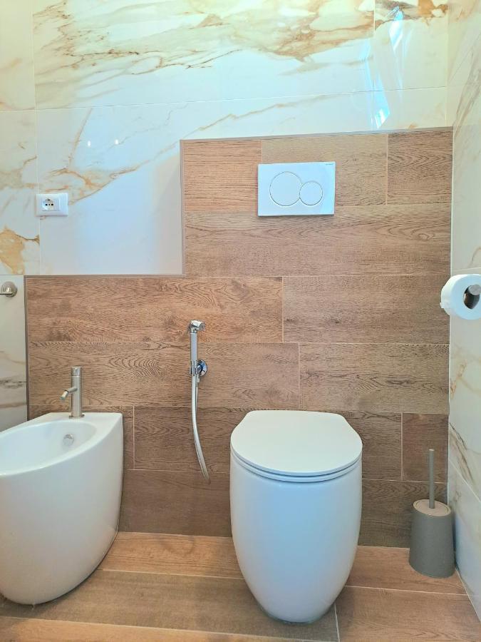Apartment Sophie 45 Ferrara Bagian luar foto